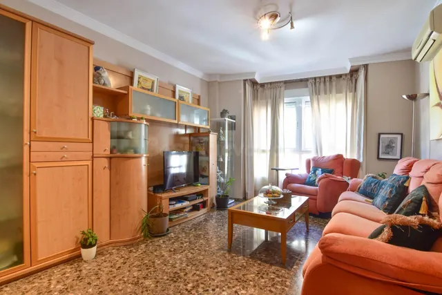 ¡Magnífica vivienda en una de las mejores zonas de Paiporta! — 3