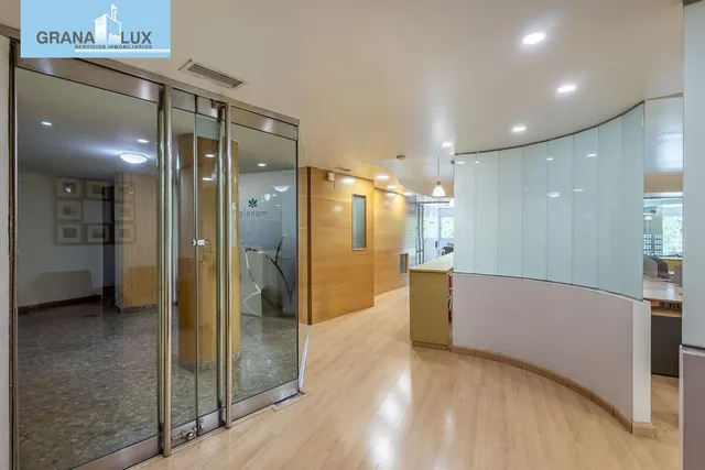 EXCLUSIVO INMUEBLE EN PLAZA DE CARRETAS, JUNTO AL EMBLEMÁTICO PASEO DEL SALÓN — 14