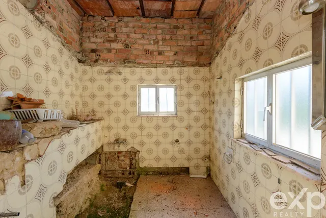 Casa con finca de 4.749 m2, cochera y granero en san martín del rey aurelio — 31