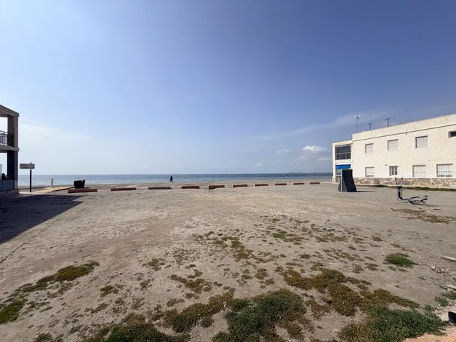 Segunda linea en Santa Pola — 20