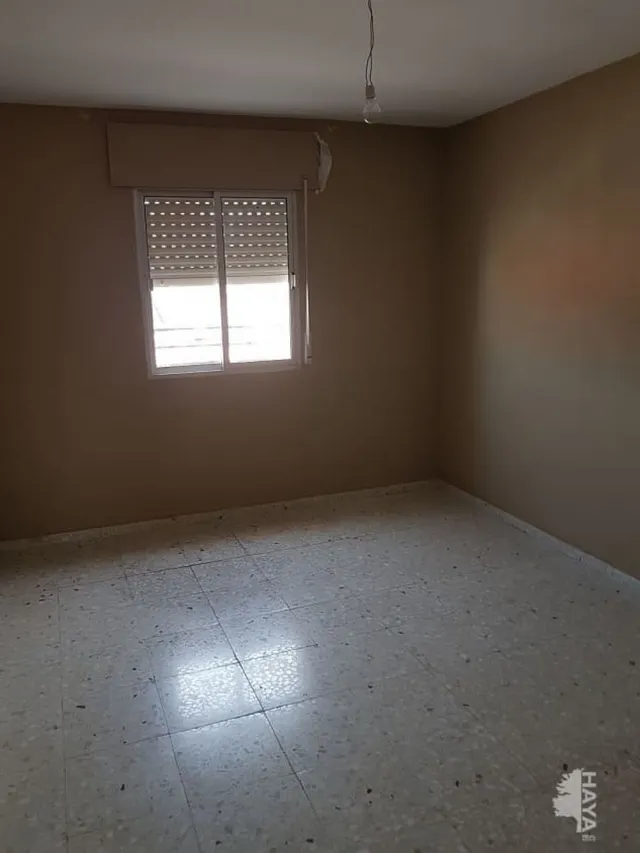 Piso en 1ª Planta en Aliseda — 5