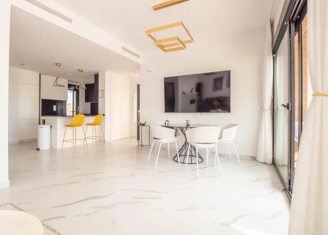 Apartamento 2 habitaciones 91m² en venta - Ciudad de las com - foto 4