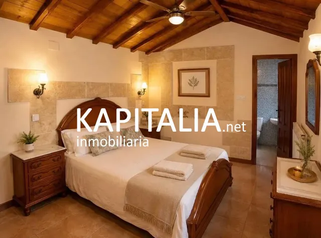 Casa con piscina privada en el palomar — 11