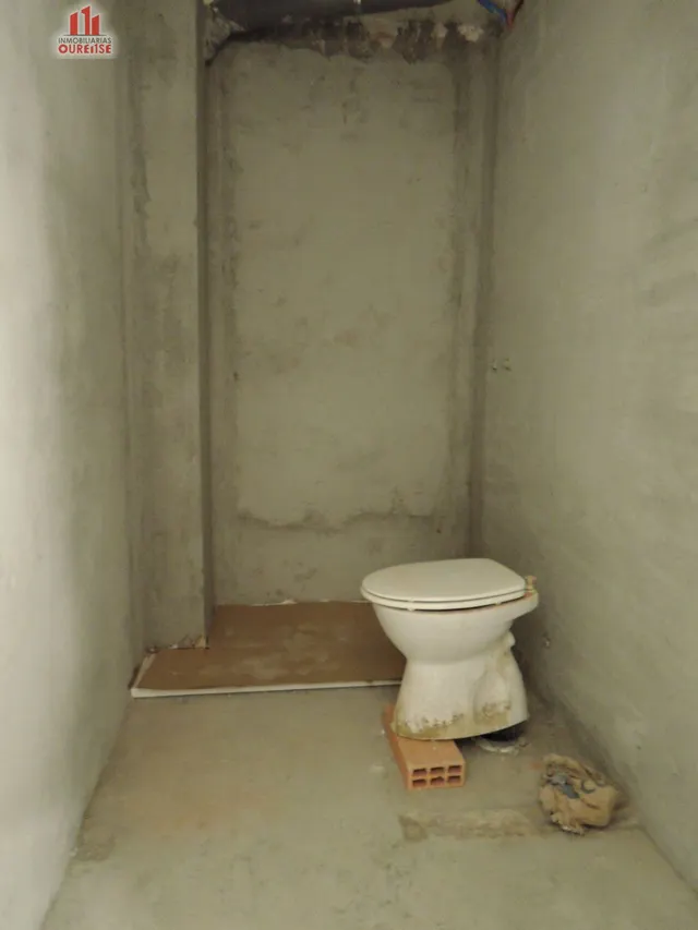 OFICINA EN PRIMERA PLANTA DE UN EDIFICIO CERCA DE ERVEDELO — 12