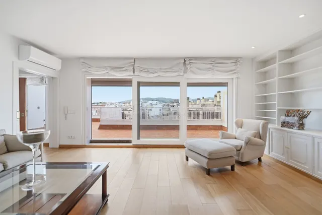 Ático 4 habitaciones 144m² en venta - Foners - foto 4