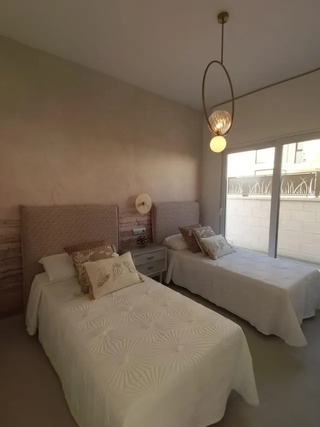 Villa con Piscina Privada y Jardín en Rojales — 37