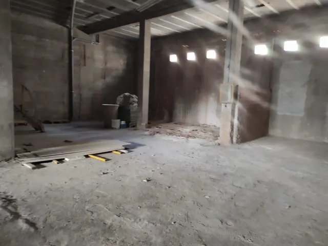 LOCAL COMERCIAL EN VENTA — 3