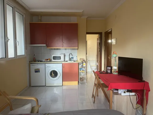 TRES VIVIENDAS EN VENTA — 32