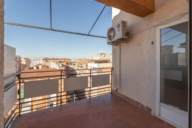 HABITACIÓN en Alquiler en Camino de Ronda, Granada - foto 4