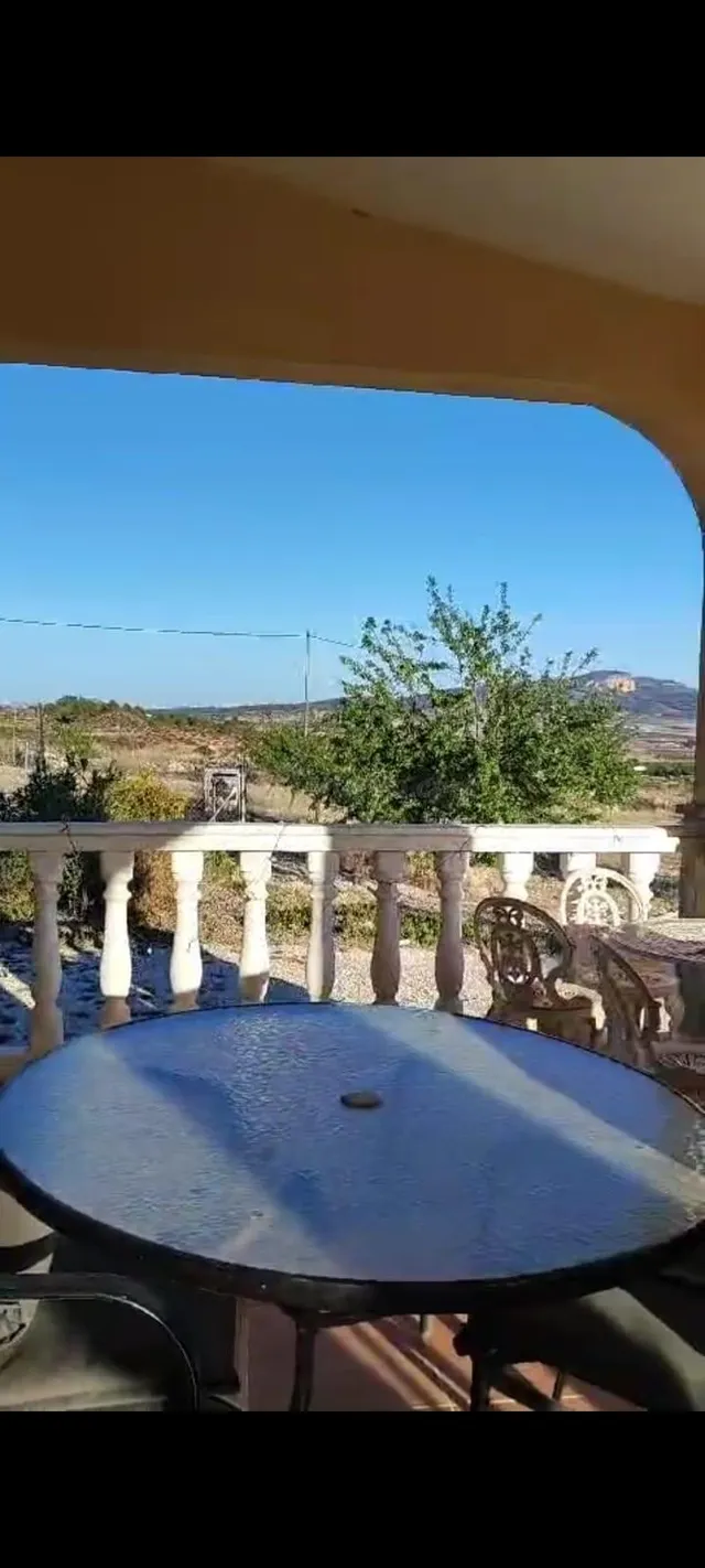 Se vende chalet /monovar / listo para vivir / arboles frutales — 26