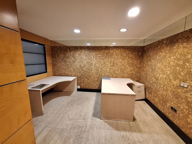 Oficina 8 habitaciones 307m² en venta - Marbella — 7