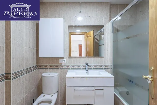 PISO CON GARAJE JUNTO AL METRO EN CHURRIANA — 18
