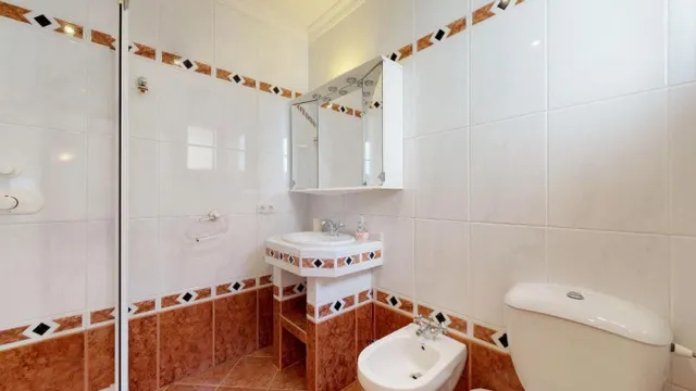 Increíble Villa de Lujo en Maryvilla — 36