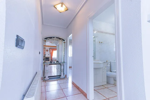 CHALET CON PISCINA PRIVADA EN LA ZENIA - PLAYA FALAMENCA (ORIHUELA COSTA) — 11