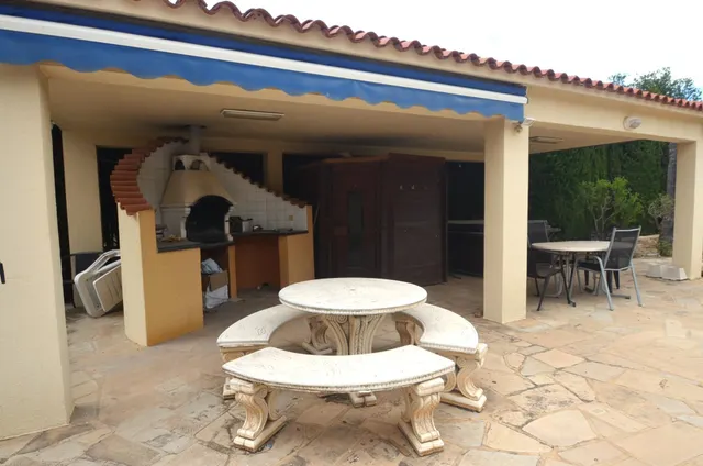 SE VENDE MAGNIFICA VILLA EN LA NUCIA — 17