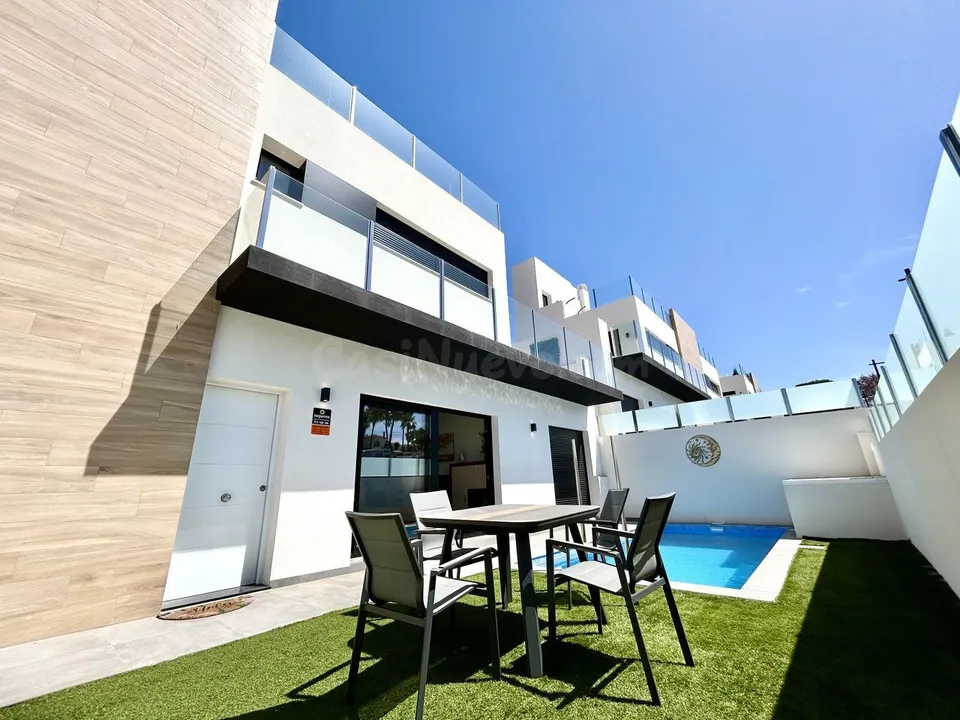 Villa 2 habitaciones 110m² en venta - Villamartin
