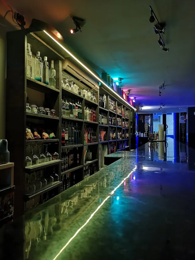 Bar Musical en traspaso en Barcelona — 4