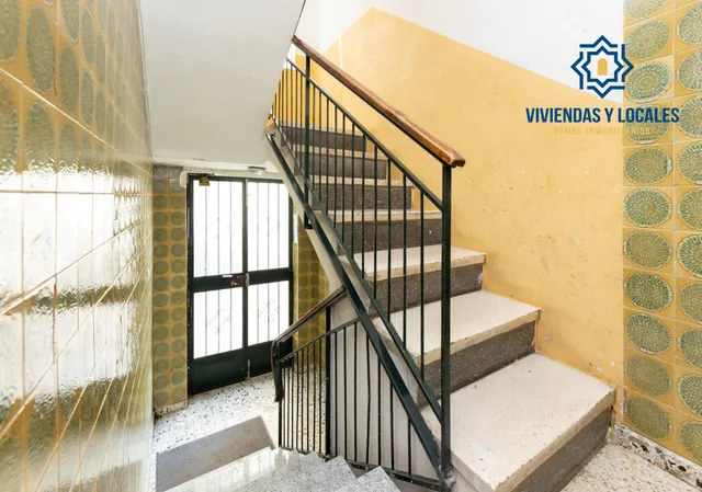 3 dormitorios junto a avenida de dilar — 18