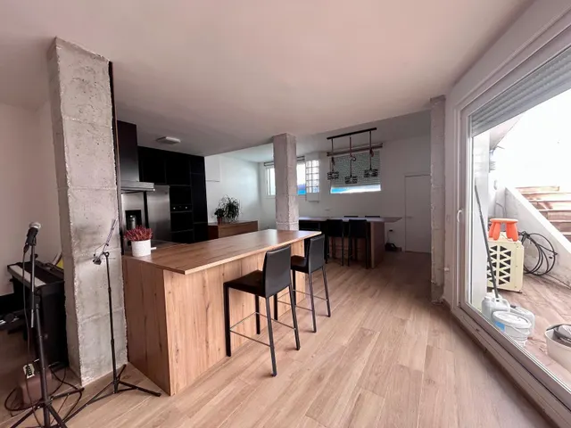 Casa adosada en esquina con piscina privada, jardín y vistas a la Bahía de Málaga — 13
