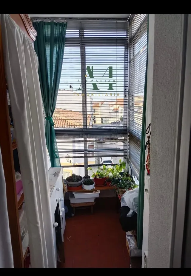 Estupendo piso en Malpartida de Cáceres - foto 3