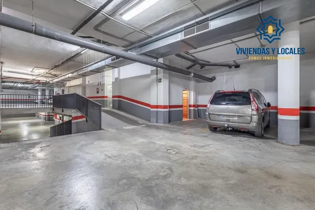 Piso con garaje, trastero y excelente ubicación en Huétor Vega — 19