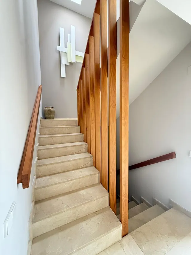 ¡oportunidad en Paterna! chalet de 319 m2 con piscina, 4 dormitorios y garaje para 3 coches — 28