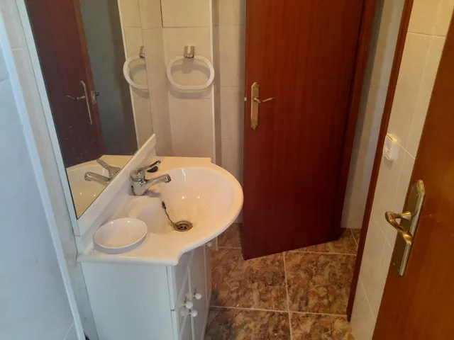 OPORTUNIDAD ESPECTACULAR LOCAL DE OFICINAS EN LA ZONA MAS CENTRICA DE MORA D´EBRE — 31