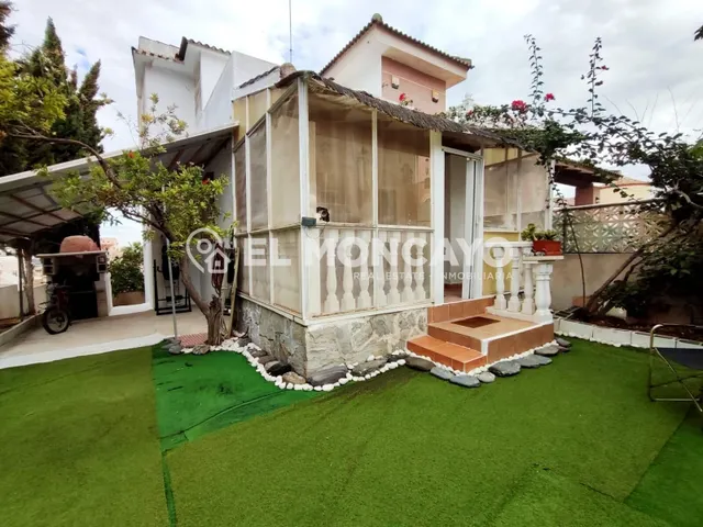Fantástico chalet adosado a escasos metros del exclusivo cam - foto 4
