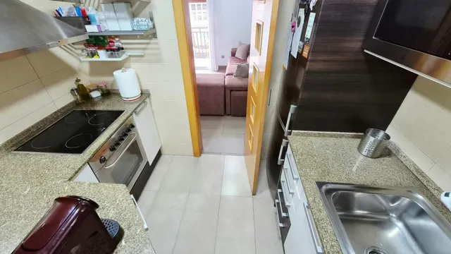 Piso reformado de tres habitaciones — 11