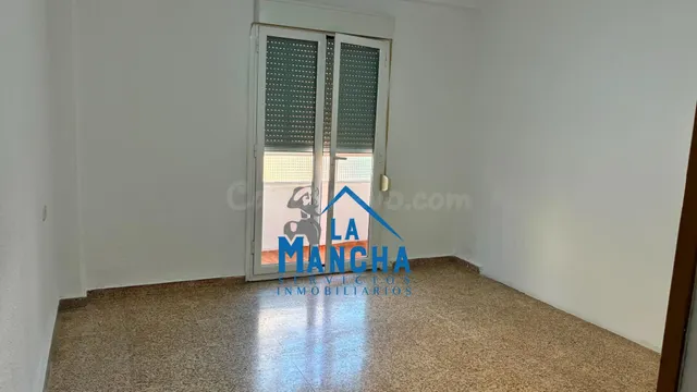 *175.000€* INMOBILIARIA LA MANCHA VENDE PISO EN ZONA CIRCUNV