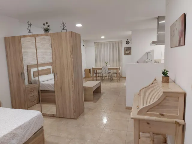 DISFRUTA DE TU AMPLIO LOFT EN REINA VICTORIA — 32