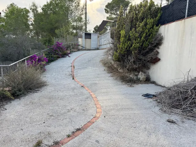 Amplia casa con piscina cubierta en Olivella – Zona Can Surià — 13