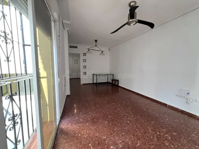 Amplio piso en alquiler en Plaza San Rafael, Córdoba — 2