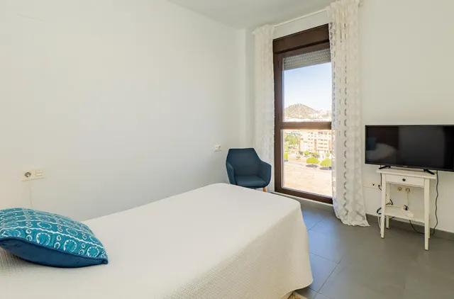 Exclusividad, luz y confort en Teatinos: espectacular vivienda junto a la Universidad de Málaga — 19