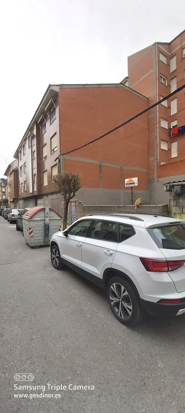 SOLAR EN PONFERRADA — 3