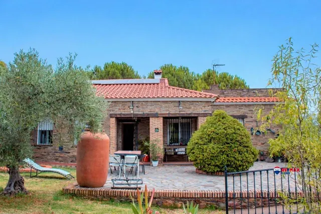 Dos Casas Rurales con Piscina y Licencia Turística – Ideal p - foto 4