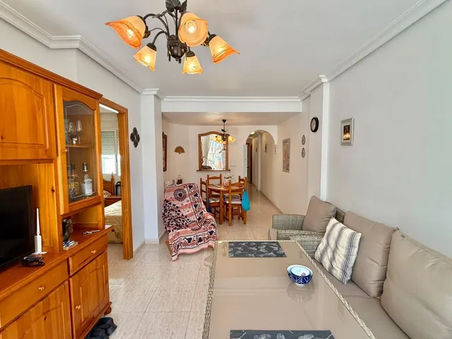 Ático con piscina comunitaria, Alicante, Torrevieja. 2 habitaciones | 63 m2 | A 100 metros del mar — 21