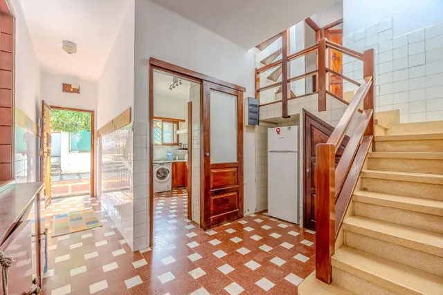 Casa con encanto en tafira, amplia parcela y construcciones auxiliares — 36