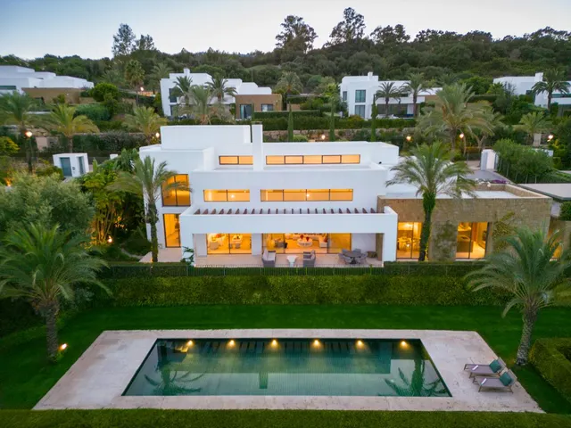 Villa 6 habitaciones 778m² en venta - Casares Golf - Casares del Sol — 6
