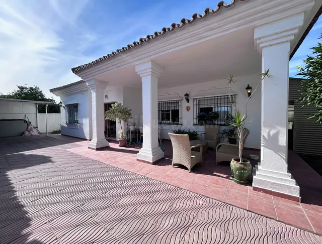 Chalet 3 habitaciones 231m² en venta - Marbella