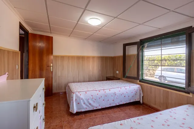 Casa de campo con piscina y 9000m2 de terreno — 22
