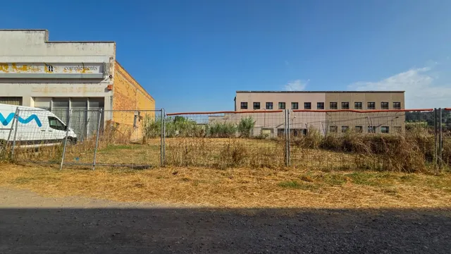 Terreno urbano con gran potencial en Navarcles (Barcelona) - foto 3