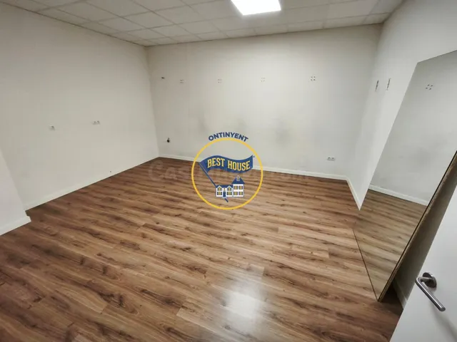 ESPECTACULAR LOCAL EN ALQUILER CON 230M2 EN ZONA PREFERENCIA - foto 5