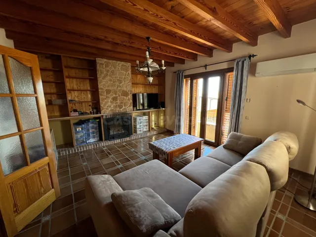 Casa en Lloseta - foto 2