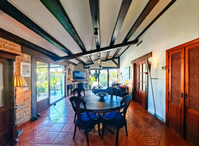 1.213 M2 DE PARCELA, DOS construcciones Y UN EXTERIOR QUE LO CAMBIA TODO — 48