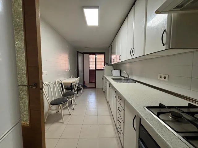 Se vende amplio piso en plaza europa — 9