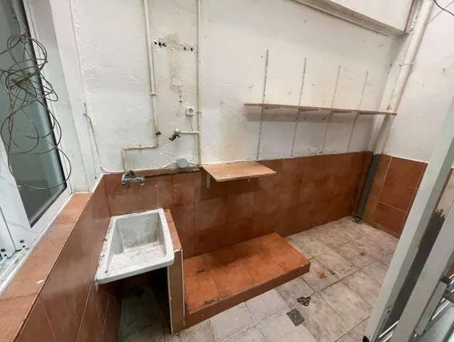 VIVIENDA PARA REFORMAR EN LA PLATA - foto 3