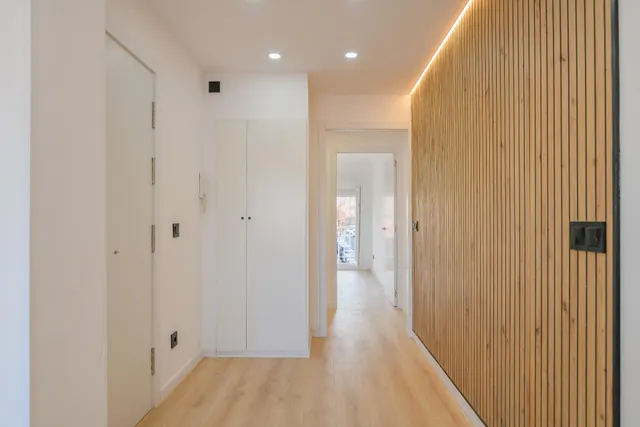 Piso de 3 habitaciones reformado al lado del Colegio Oms i de Prat. — 20