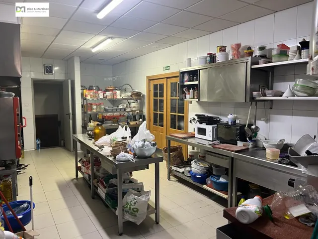 HOTEL CON RESTAURANTE Y CAFETERIA EN EL CAMINO DE SANTIAGO — 19