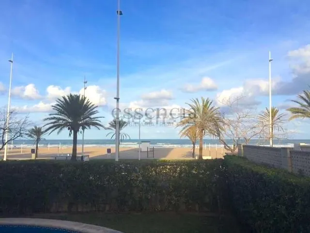 APARTAMENTO EN 1ERA. LINEA CON 110 M2 TERRAZA  EN  PLANTA BAJA . GARAJE, PISCINA COMUNITARIA Y TENIS — 5